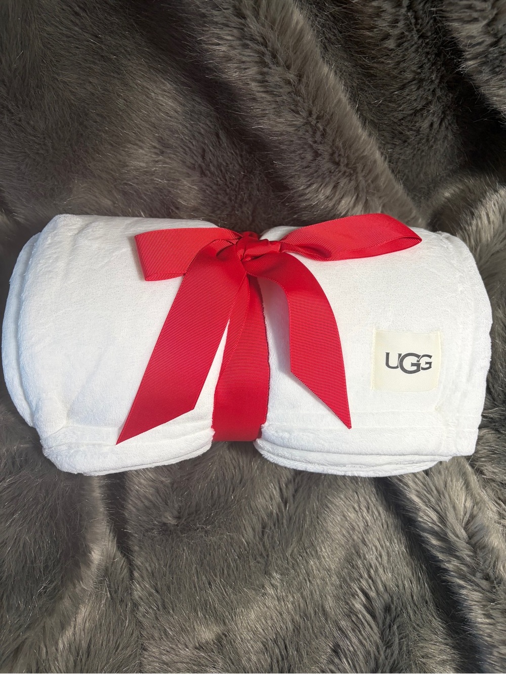 🎀NWT🎀 UGG Bartlet Throw Blanket